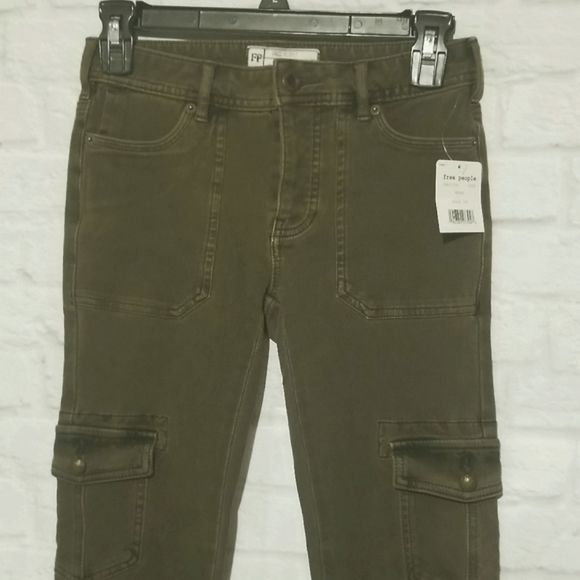 NWT, Free People Moss/Army Green Cargo Pant, size 24 - Picture 7 of 10